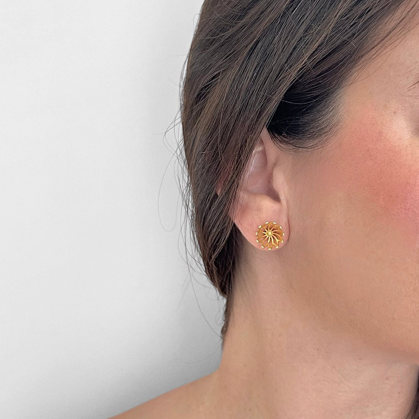 Flow Flower Stud Earrings