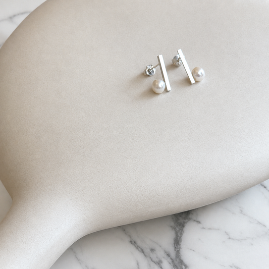 Luna Stud Earrings