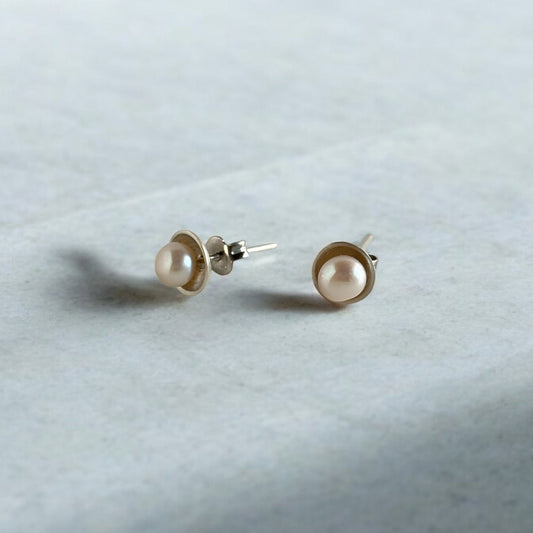 Mini Nest Earrings
