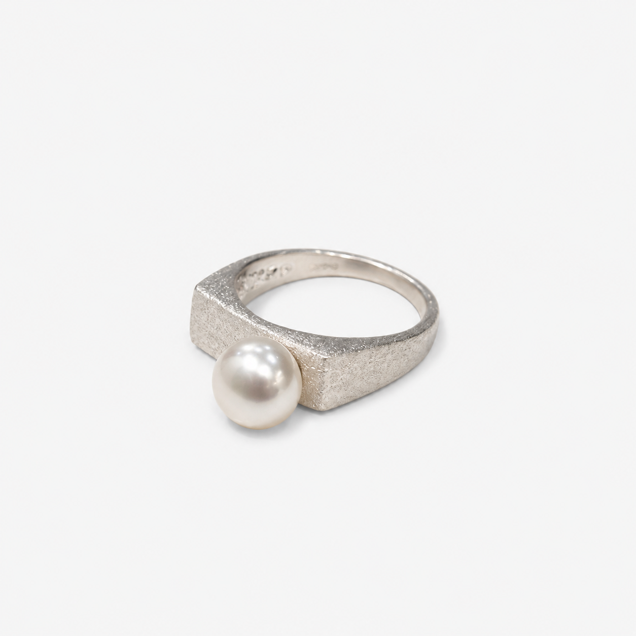 Plinth Ring